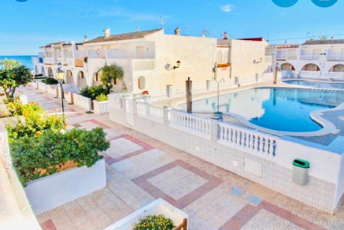مبيت وإفطار مرسية La Manga Del Mar Menor المظهر الخارجي الصورة